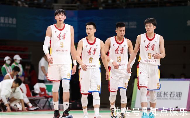 廣東隊(duì)|遼粵爭(zhēng)冠預(yù)測(cè)!周琦+郭艾倫無(wú)解,杜鋒需打團(tuán)隊(duì)籃球,小將成X因素
