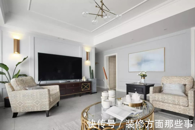 屏风|159平美式风四居室,沙发墙的居然是灰蓝色木质屏风