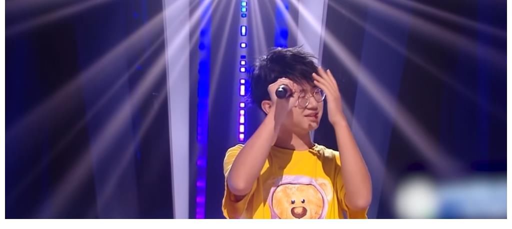 黄霄雲|《好声音2021》最“尴尬”的助教,说服不了汪峰,镜头还少得可怜