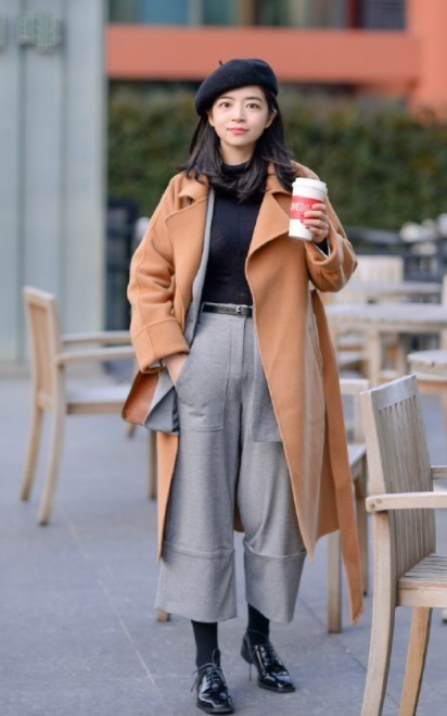 三木 论大衣穿搭我只服三木,这些搭配简洁利落又高级,优雅大气