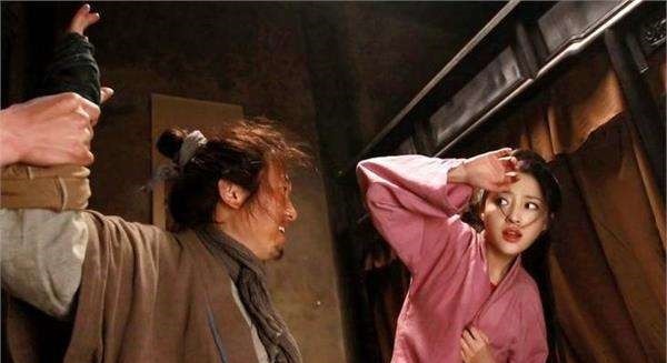 潘金莲@此人曾押送林冲和卢俊义，是水浒里的大恶人，心思毒过潘金莲