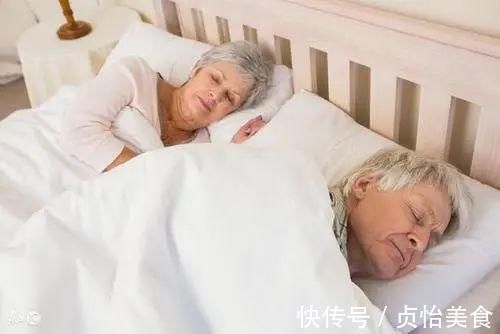 起床|老人为什么总是早早就起床了？这样好吗？