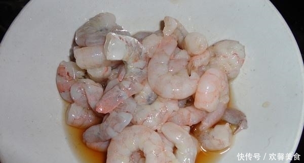 夏天“这菜”要常吃，不愁孩子不长个，20分钟出锅，胜过喝牛奶