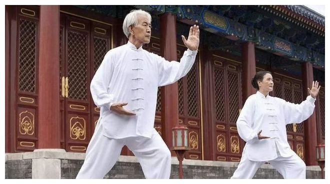 饮食习惯|这2种水果素有胰岛素“激活剂”的称号，血糖偏高的人，不妨常吃