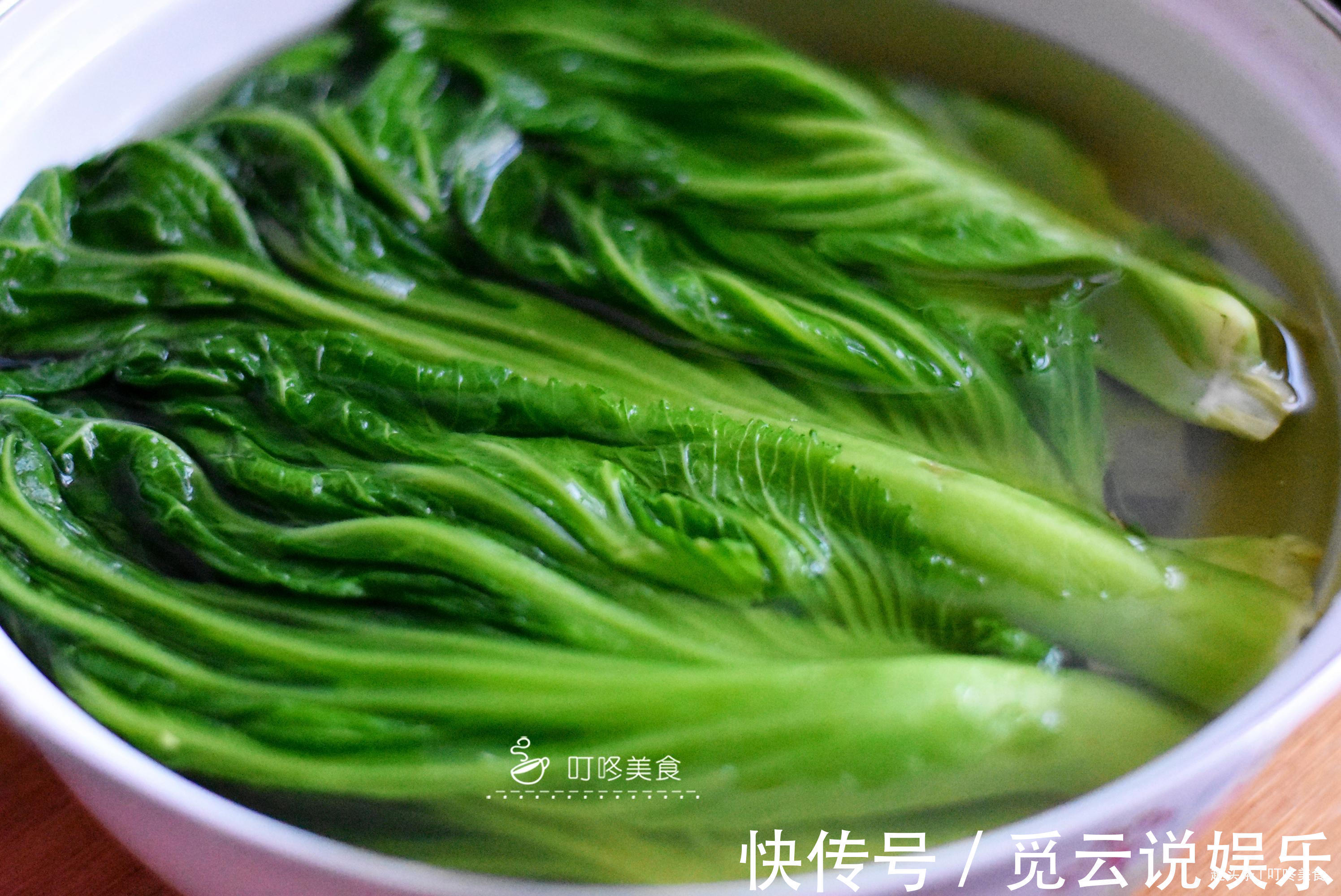 菜谱|酸菜不用买了，用这方法腌制最简单，三天变酸，干净卫生0添加剂