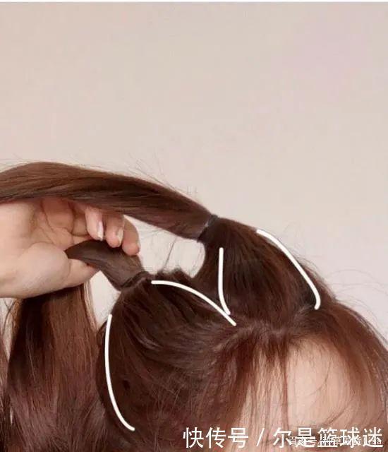 step|别再披头发了!冬天超火的5款编发,无敌显脸小!