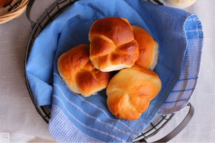 省时省事、超松软的酸奶面包，解锁家庭版做法