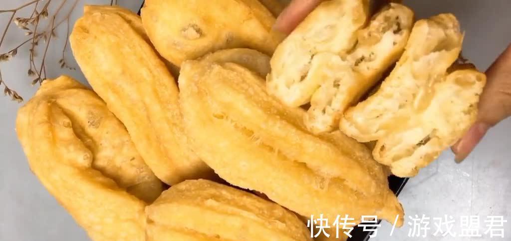 香酥小油条的做法,面团低温长时间发酵是重点,香甜起酥超级诱人