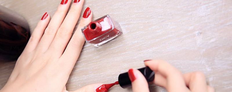 指甲油冬天很浓稠什么原因