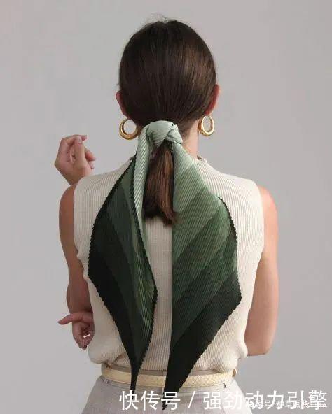 秋天毛衣、外套这么搭,太太太高级!