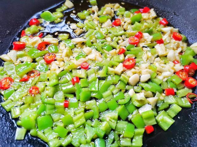 膳食纤维|“肠道清洁工”被发现,清理肠道毒素垃圾,吃1斤等于吃5斤芹菜