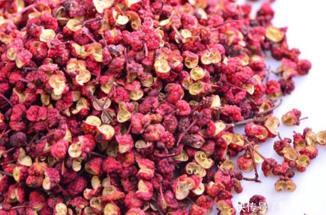 惊喜|晚上睡觉前把“花椒”放肚脐里,不出半月,3大惊喜变化不请自来