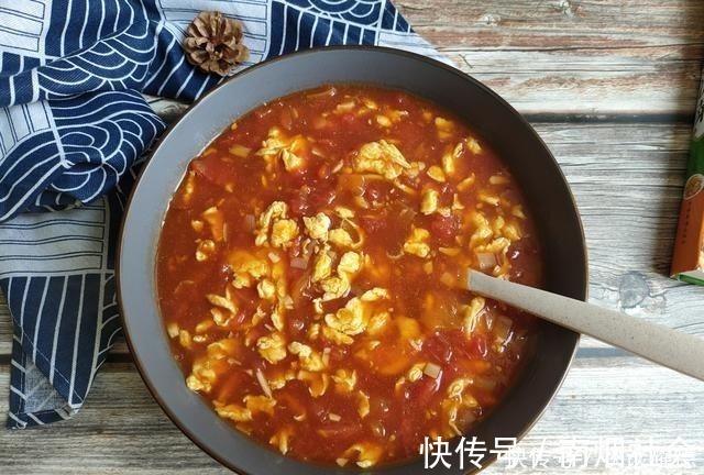 西红柿鸡蛋面怎么做才好吃?打卤是关键,教你正确做法,太香了