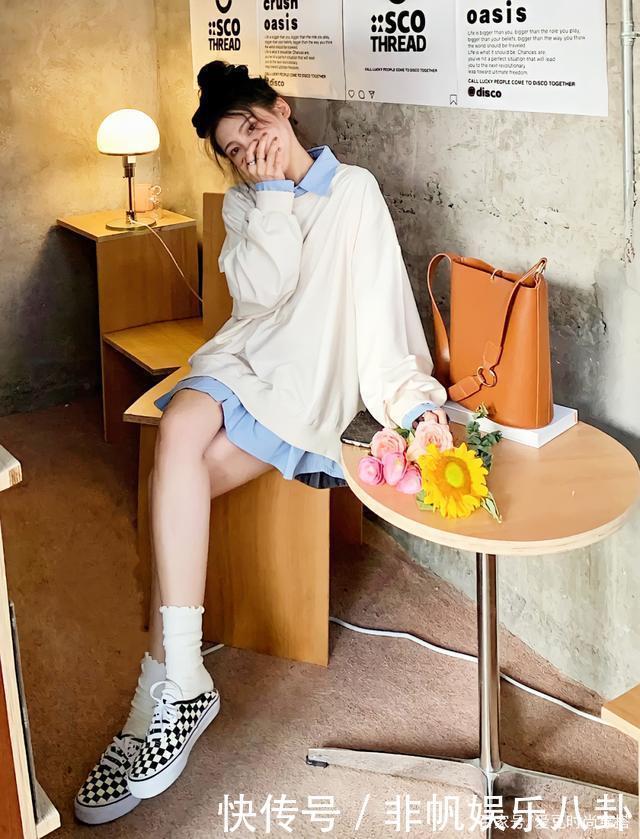 毛衣|毛衣+卫衣,卫衣+大衣,小个子冬天这么穿太美了!