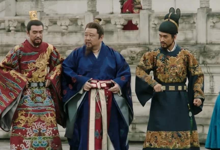 兄弟|父子联手夺取皇位，人不可貌相，越胖的儿子越厉害，三招制服兄弟