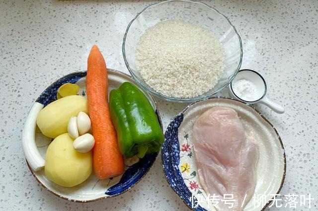 天冷了,就喜欢这种懒人盖浇饭,有菜有肉又有汤,拌米饭超香!