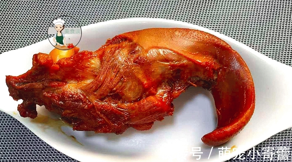 秋天吃牛羊肉不如吃它,35元一条,煮好切片淋上料汁,滋补又馋人