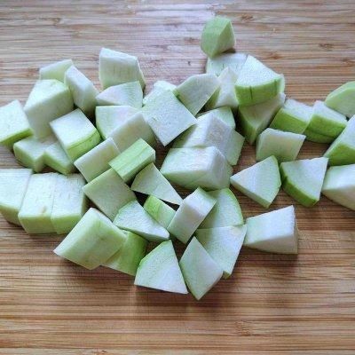 鳕鱼丸丝瓜汤中午刚做完，晚上又想吃了