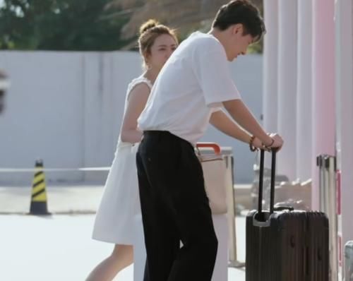 马董|心动的信号4：面对马子佳的摇摆，洪成成独美成了更多观众的呼声