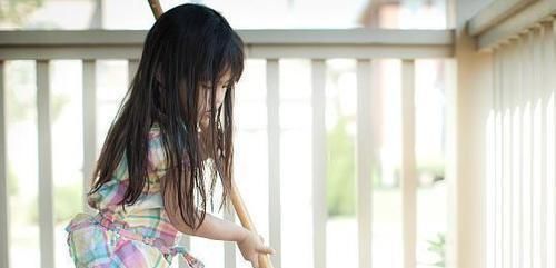 孩子|16岁男孩手写“印刷体”,700万网友点赞,父母却叹气:孩子病了