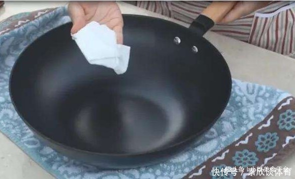跟着我一起|买回来的新锅,千万不要直接用,大厨教开锅技巧,不粘锅也不生锈