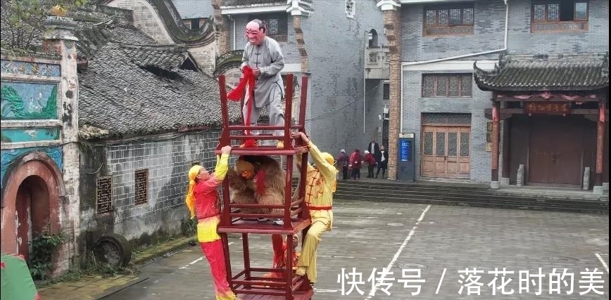 非物质文化遗产#雄狮少年在金堂!