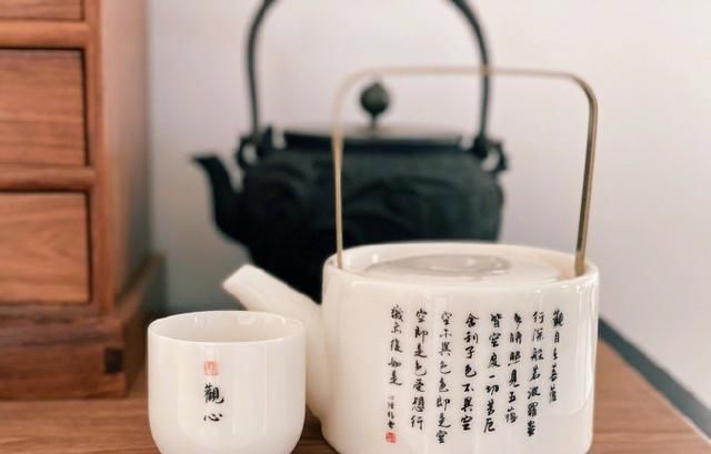 笔墨&徐静蕾新书法变化多端,笔墨才气堪比大师,她写得十分聪明