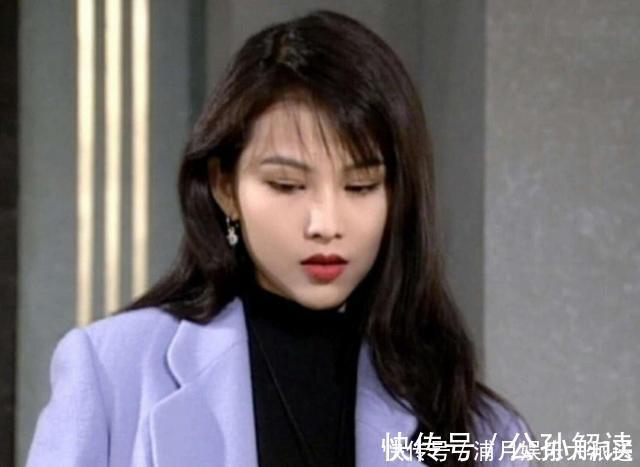 颧骨|不同脸型都有适合的发型,长脸不适合高马尾,圆脸留高发髻超好看