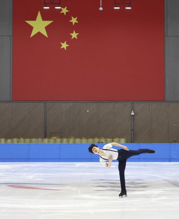 陈虹伊|中国花样滑冰单人项目举行北京冬奥会选拔赛