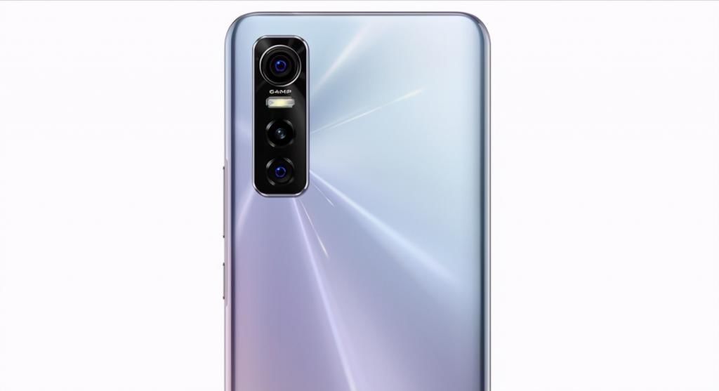 后置|打破行业垄断!6.44寸屏+后置三摄,不愧自拍路线“教父”