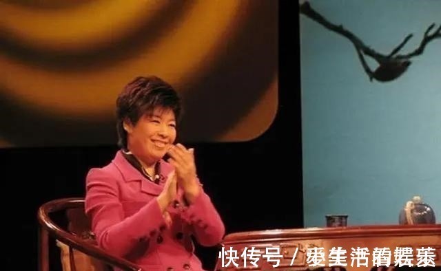 公共型&从国学大师到万人讨厌,被北大才子赶下台的于丹,到底经历了什么