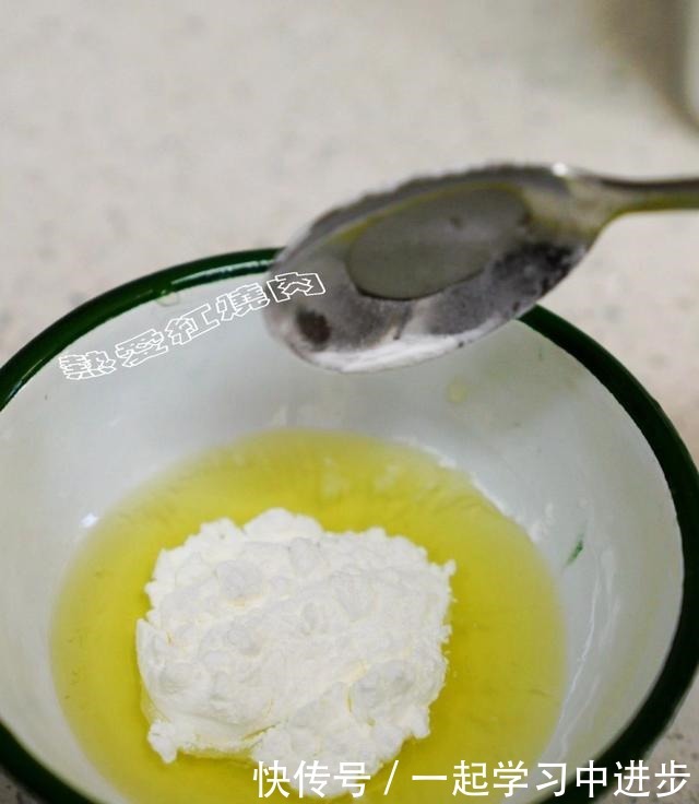 鸡胸肉的这个做法超好吃,又滑又嫩麻又辣,鲜香开胃真下饭!