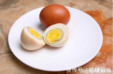鸡蛋|常吃鸡蛋身体好医生提醒4类人一口别吃，别让无知坑害你