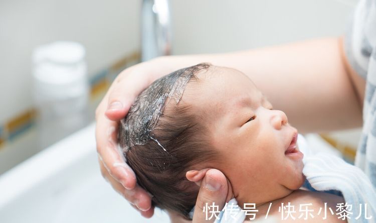 睡眠质量|秋天，会破坏孩子抵抗力的6个洗澡时间，快来看你有没有中招？