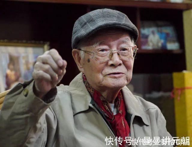 洗脚|泡脚养生,百岁国医大师邓老这个“泡脚方”效果好,既降压又安眠