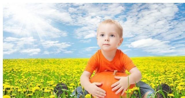 钱够花|孩子长大后“是穷是富”,身上3个细节藏也藏不住:一眼就能看出