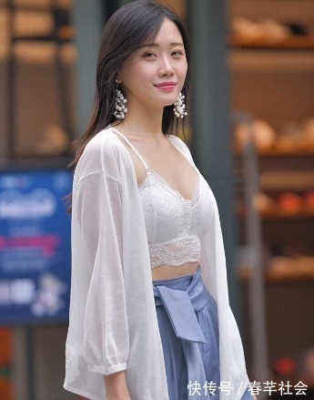 短裙 眼神会“说话”的小姐姐，这就是传说中的女神吧！