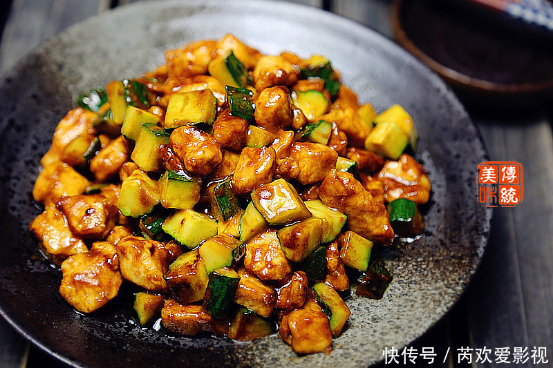  下饭|辛苦一天，下班好好吃顿饭，12道小炒，简单好做，拌米饭里吃很香