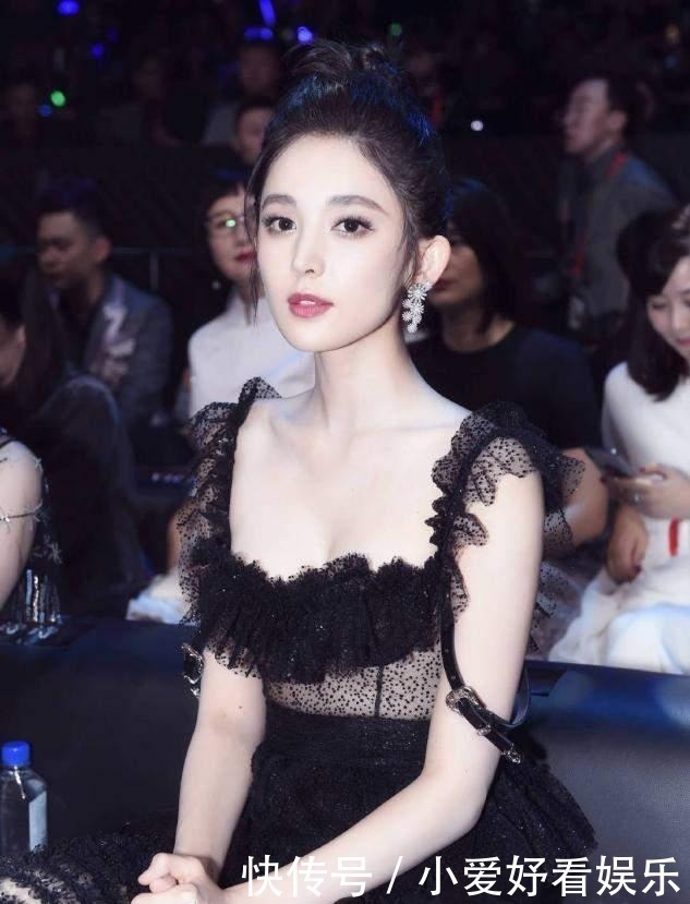 发际线|你适合“披发”还是“扎发”?看这几点就对了,留错显老十岁!