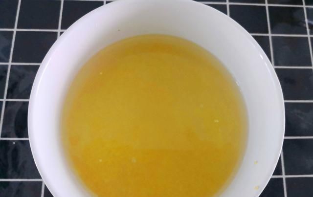 熬粥|小米别只会熬粥了,加碗面粉,教你做小米锅巴,焦香酥脆,无添加