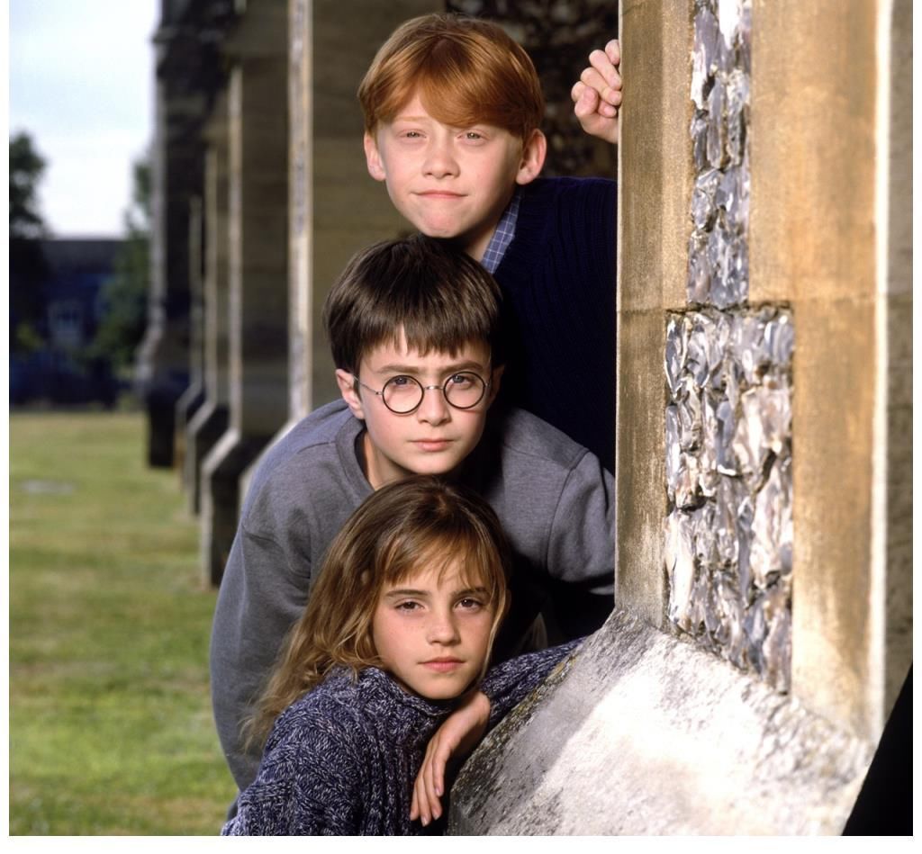 伏地魔$哈利·波特老了之后能有邓布利多的地位吗?