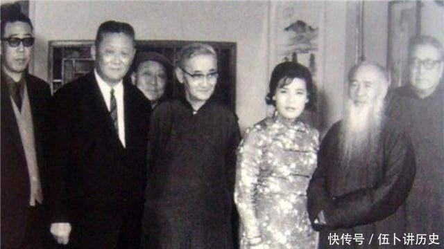 为她|二太太黄凝素:为张大千生下8个孩子,40岁与牌友生情坚决离婚