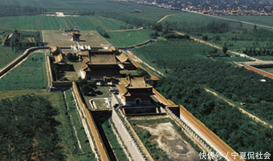 灭亡|大清已经灭亡了百年之久，为何还有守陵人，他们是自愿的吗？