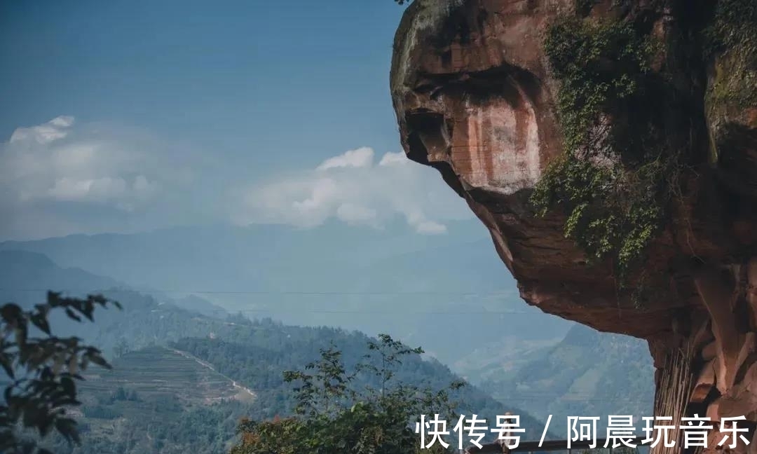 福来村|四川的“天空之城”秘境，270°观竹林和云海，至今鲜有人知