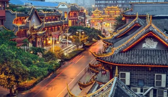 中国适合隐居的三个城市，住下了就不想离开，有你家乡吗？