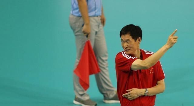 排球|有望接班郎平!4位主力都是他带出来,2次夺得世界冠军