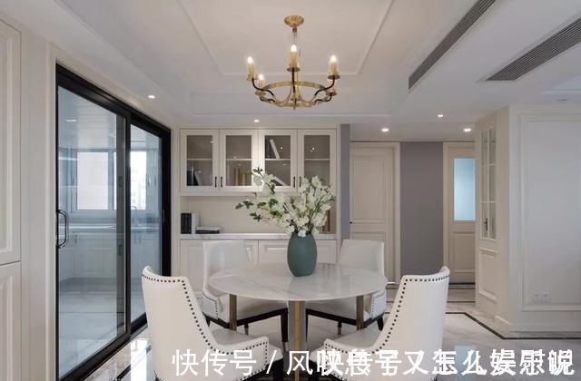 四居|153平轻奢浪漫美式四居,过道处设计了一排柜子,美观实用又大气