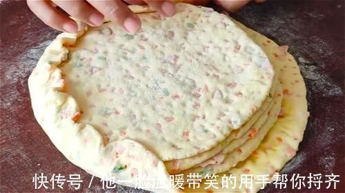 胡萝卜|家里有面粉试试这样做,比馅饼简单,比包子好吃,我家一周做3次