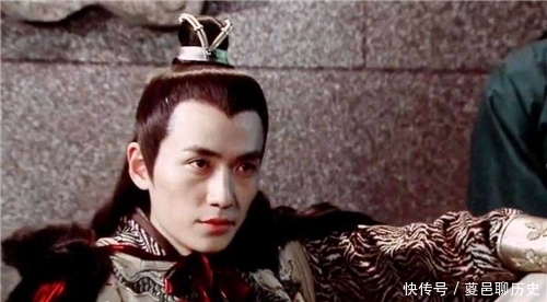 畏罪自杀|民间发生血案，县令：是畏罪自杀，皇帝：身中五刀自杀？当我傻吗