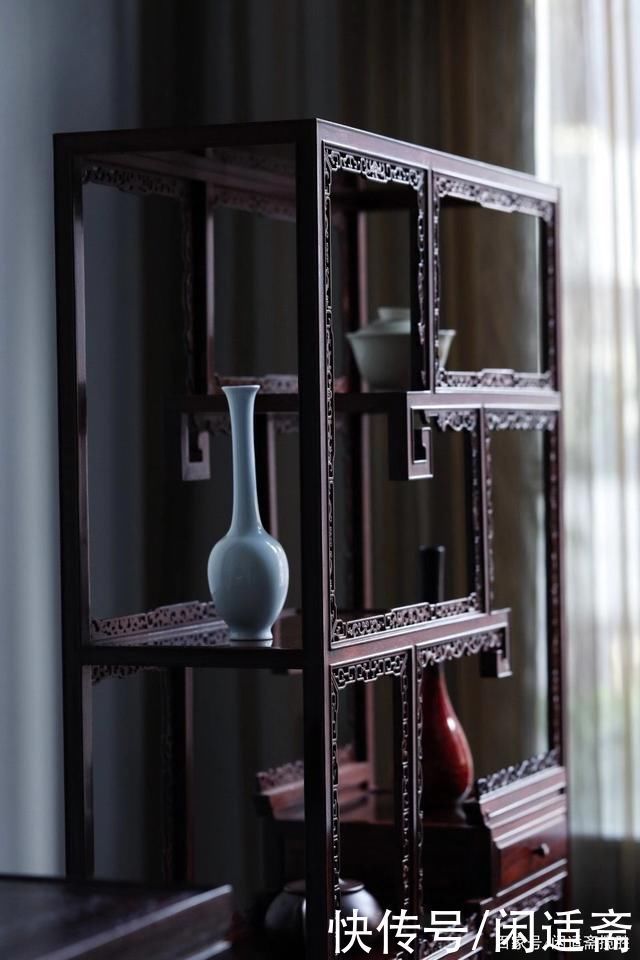 文房雅器,小叶紫檀,拐子纹案头博古架